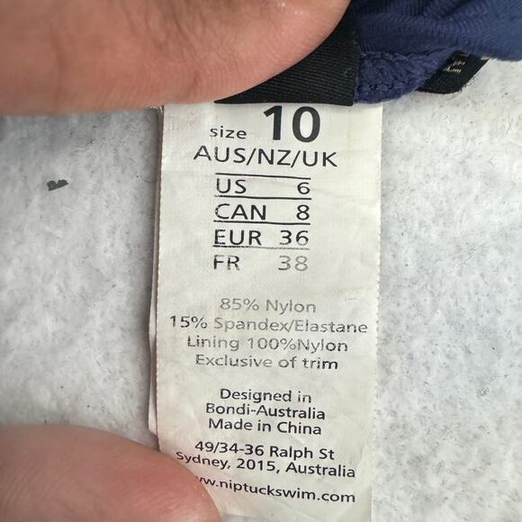 Nip Tuck Swimsuit Womens 6 Blue One Piece Built in Bra Bikini Beachy Pool - Picture 6 of 11